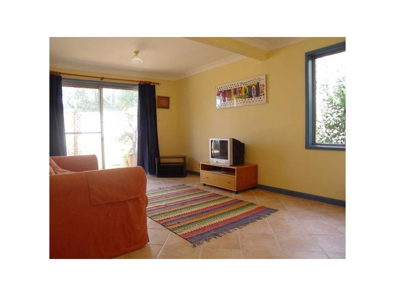 11 Fishermans Walk, Hawks Nest NSW 2324