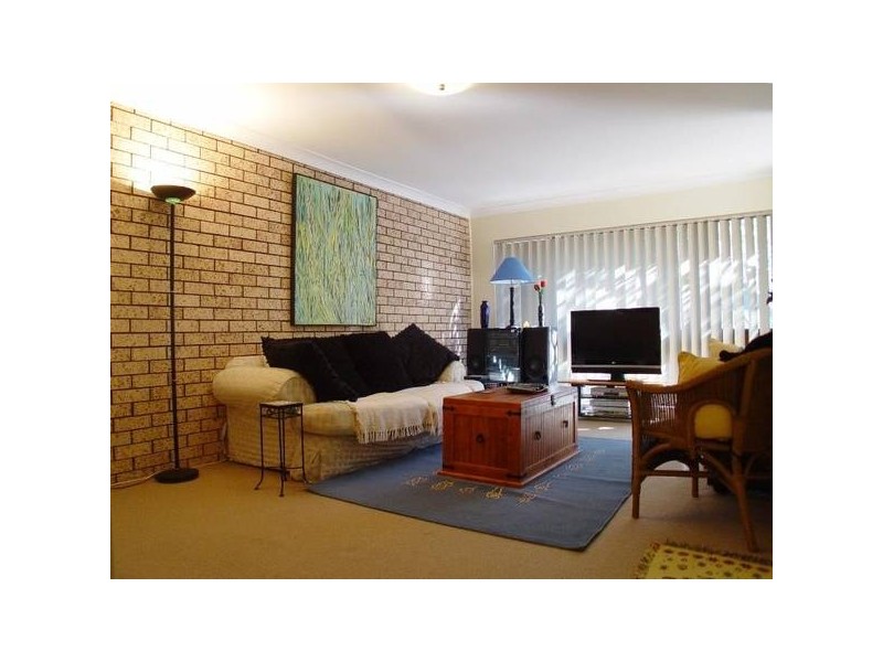 2/74 MIRREEN Street, Hawks Nest NSW 2324