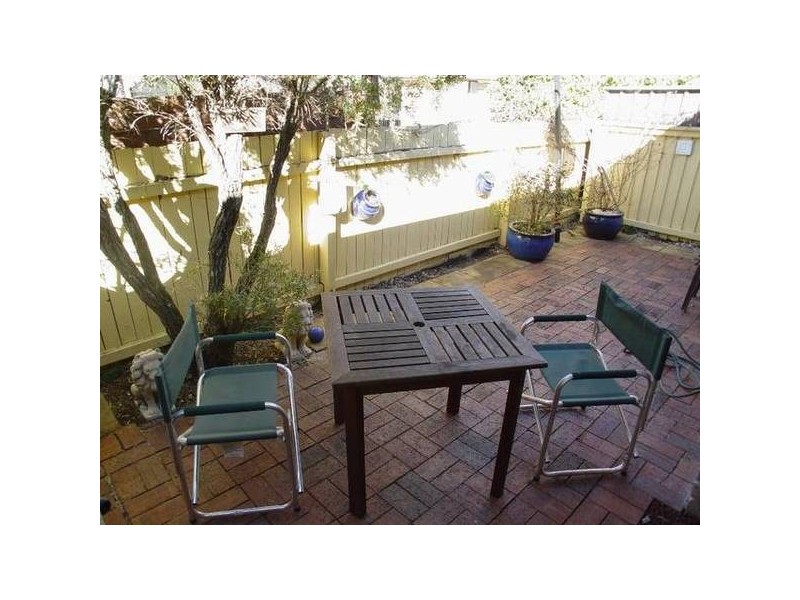 2/74 MIRREEN Street, Hawks Nest NSW 2324