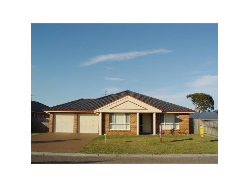 10 Ayres Avenue, Tea Gardens NSW 2324