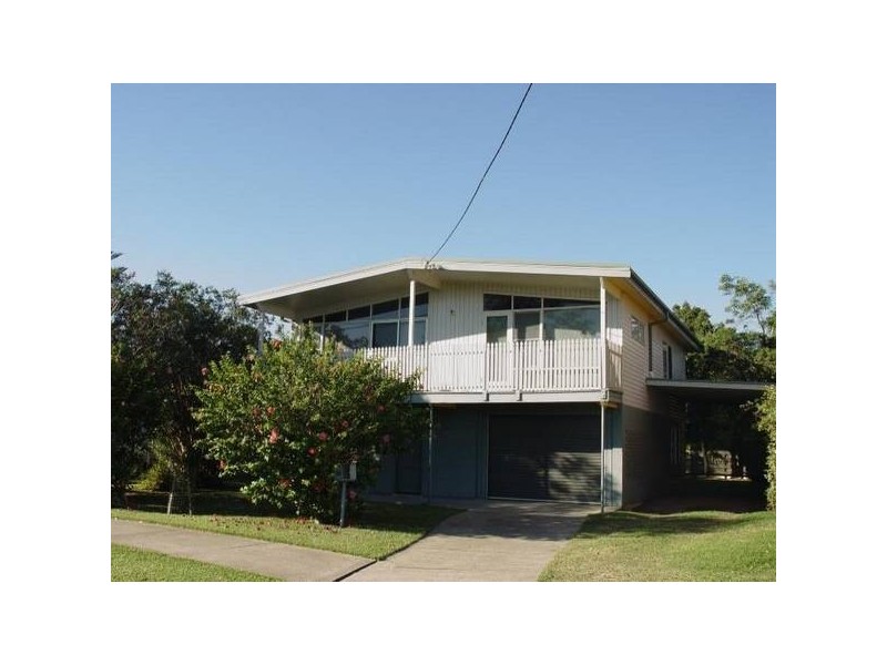16 Moira Parade, Hawks Nest NSW 2324