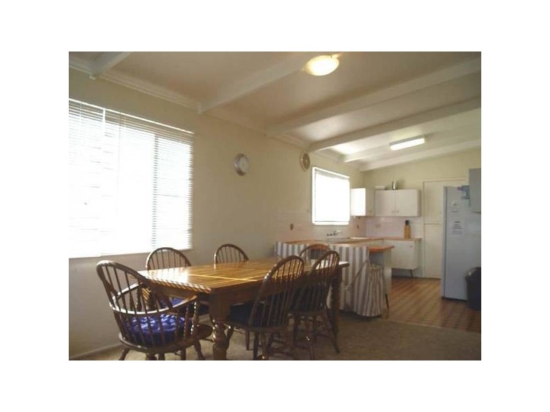 16 Moira Parade, Hawks Nest NSW 2324