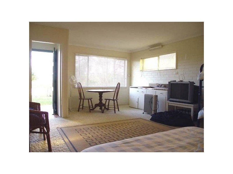 16 Moira Parade, Hawks Nest NSW 2324
