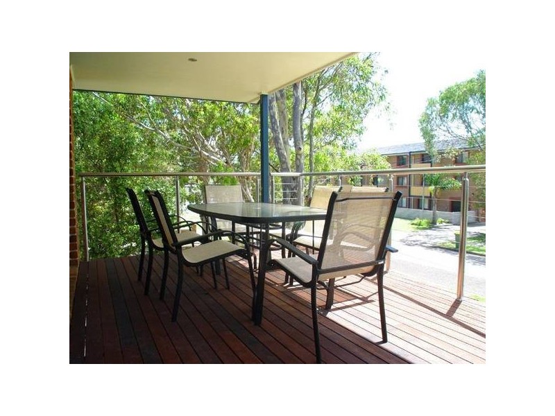 1/5 Russell Street, Hawks Nest NSW 2324