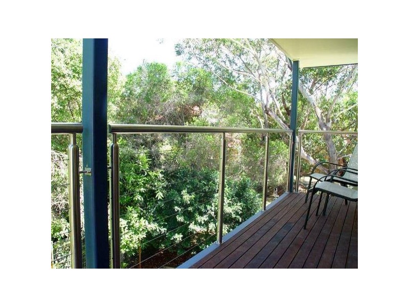 2/5 Russell Street, Hawks Nest NSW 2324
