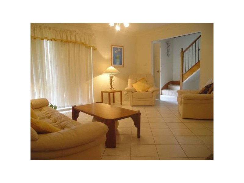 2 Kikarra Crescent, Hawks Nest NSW 2324