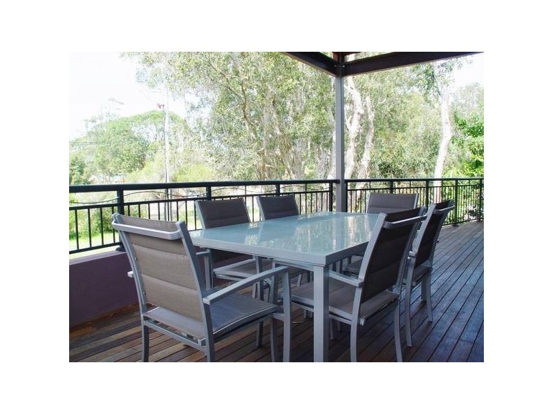 2/82 Yamba Street, Hawks Nest NSW 2324