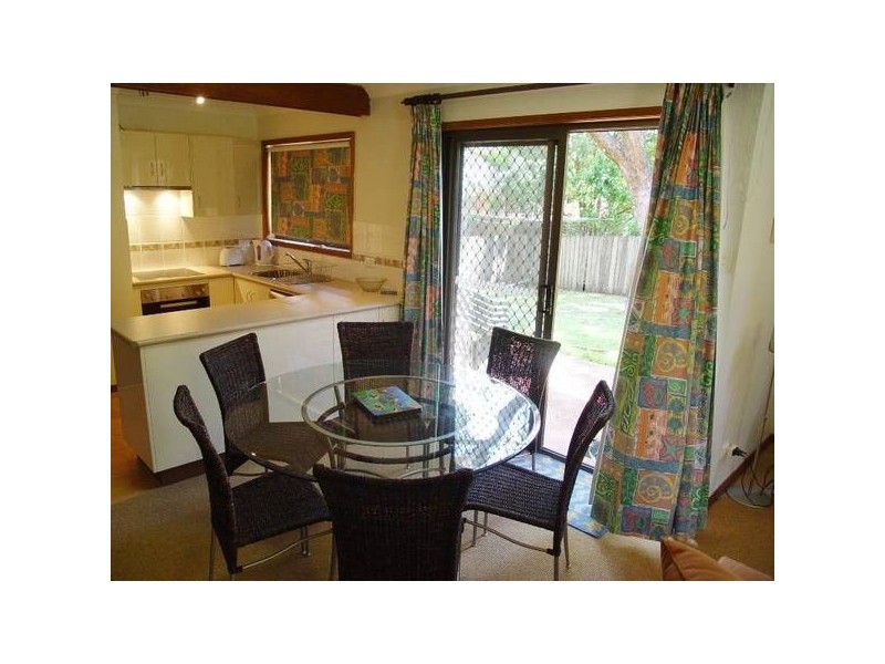 2/19 Cooloon Street, Hawks Nest NSW 2324