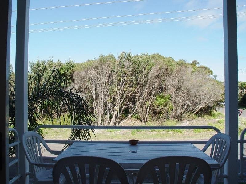 1/26 Bennett Street, Hawks Nest NSW 2324