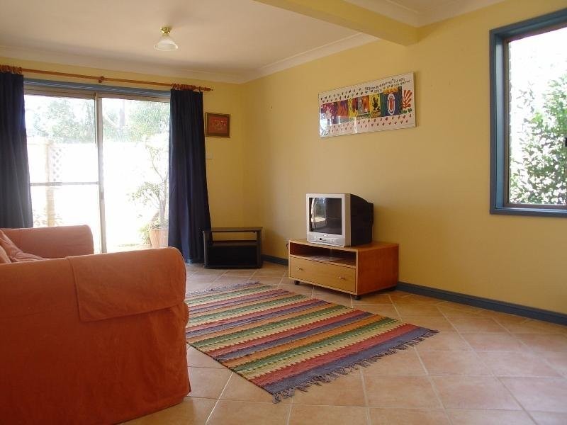 11 Fishermans Walk, Hawks Nest NSW 2324