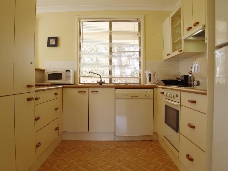 11 Fishermans Walk, Hawks Nest NSW 2324
