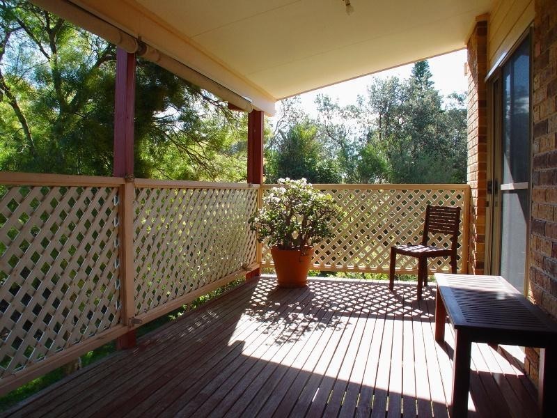 11 Fishermans Walk, Hawks Nest NSW 2324