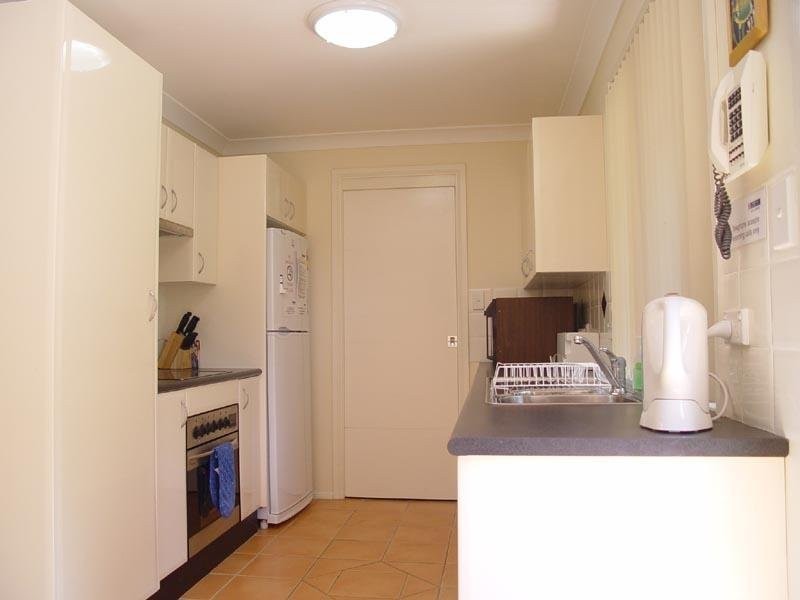 4/11 Bennett Street, Hawks Nest NSW 2324