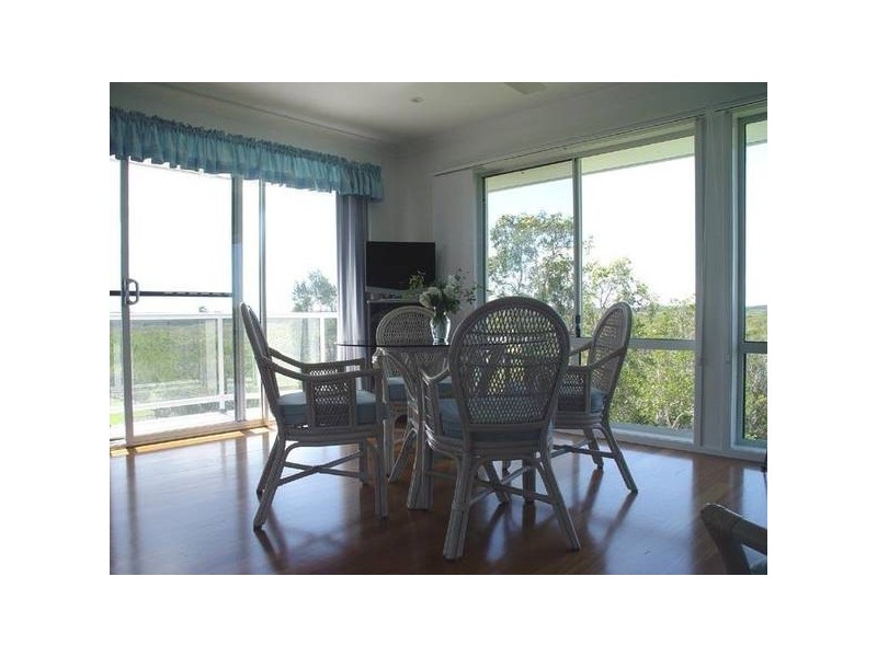 2 Sanctuary Close, Tea Gardens NSW 2324