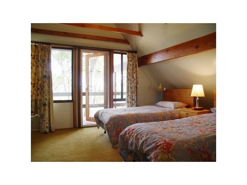 3 THE Esplanade, North Arm Cove NSW 2324