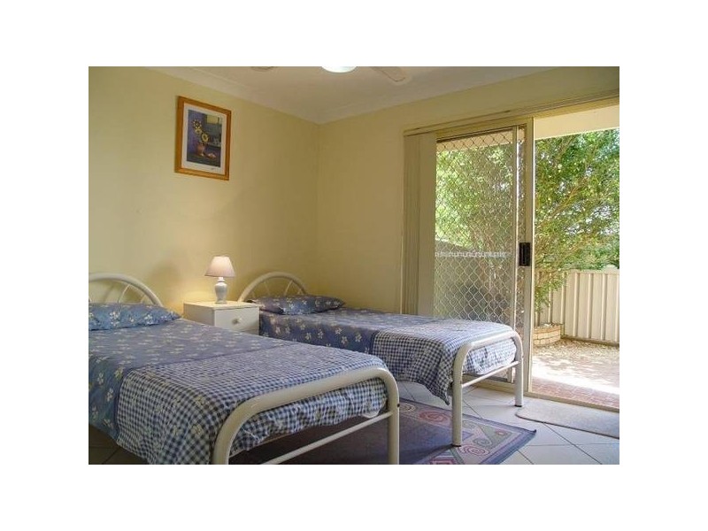 2/16 Bennett Street, Hawks Nest NSW 2324