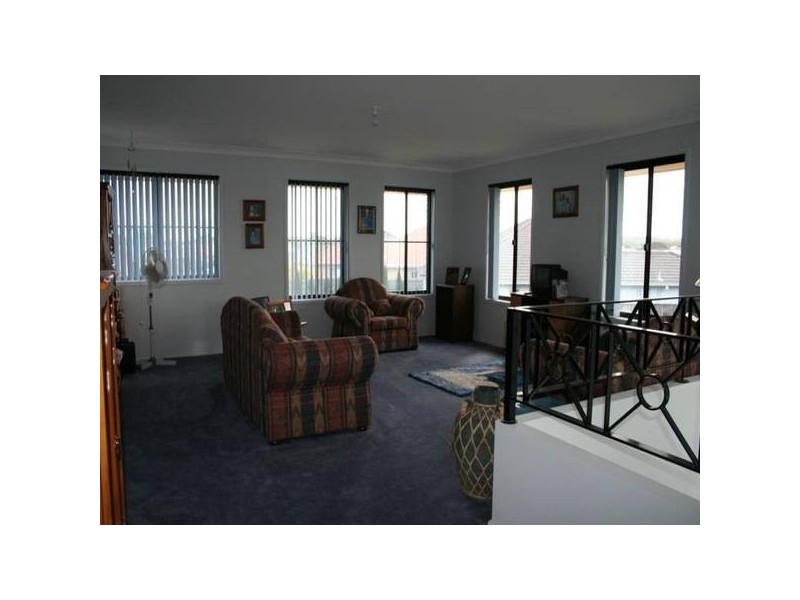 1 Admiralty Avenue, Tea Gardens NSW 2324