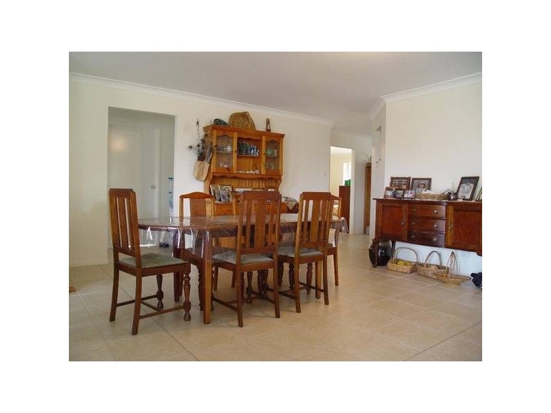 10 Ayres Avenue, Tea Gardens NSW 2324
