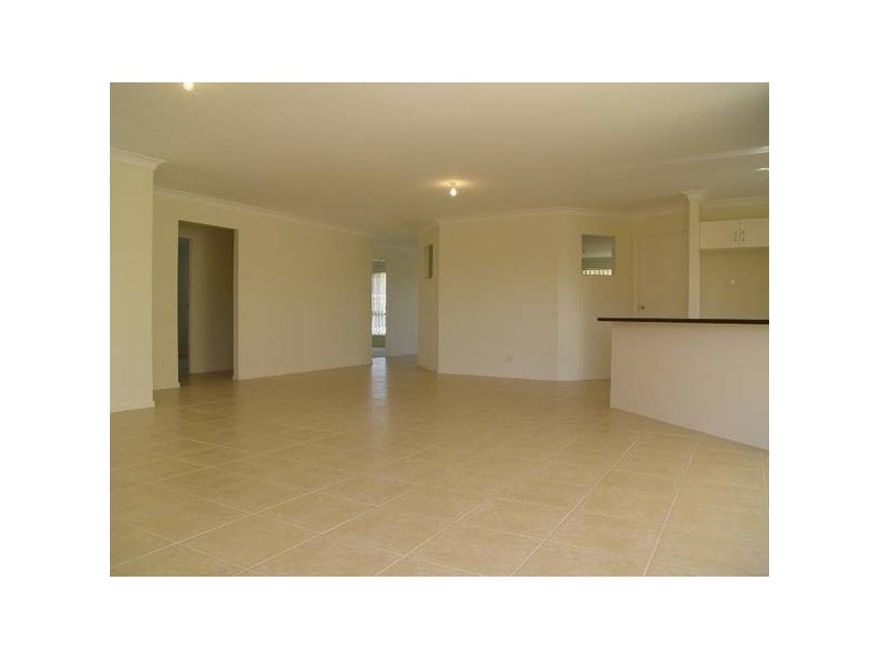 10 Ayres Avenue, Tea Gardens NSW 2324