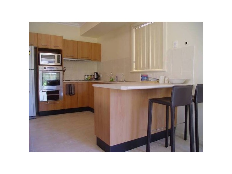 2/25 Tuloa Avenue, Hawks Nest NSW 2324
