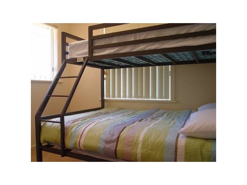 2/25 Tuloa Avenue, Hawks Nest NSW 2324