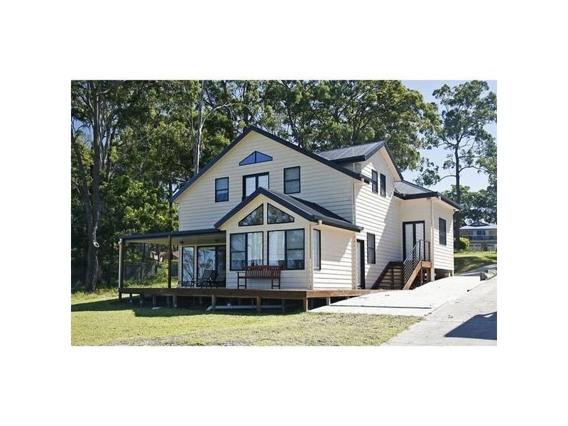 4 Merriwa Boulevard, North Arm Cove NSW 2324