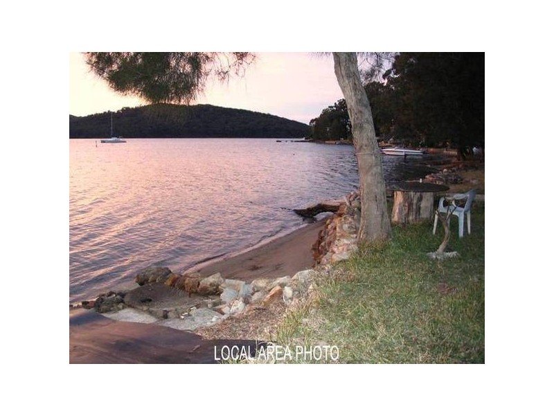2310 Ulmarra Crescent, North Arm Cove NSW 2324