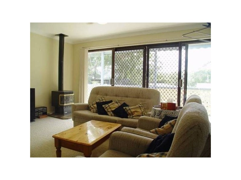 7 CURLEW Avenue, Hawks Nest NSW 2324