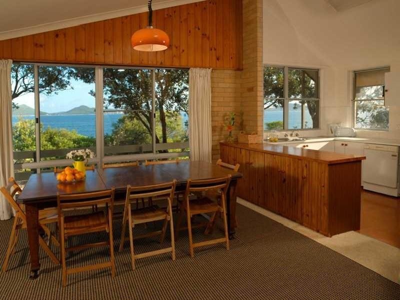 87 The Boulevarde, Hawks Nest NSW 2324
