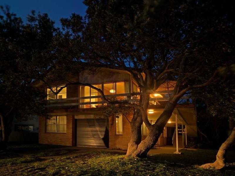87 The Boulevarde, Hawks Nest NSW 2324