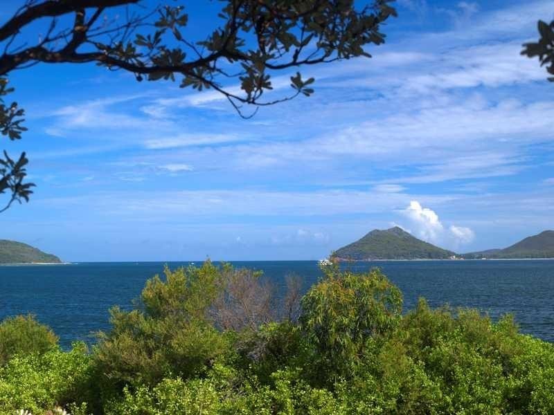 87 The Boulevarde, Hawks Nest NSW 2324
