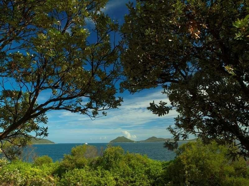 87 The Boulevarde, Hawks Nest NSW 2324