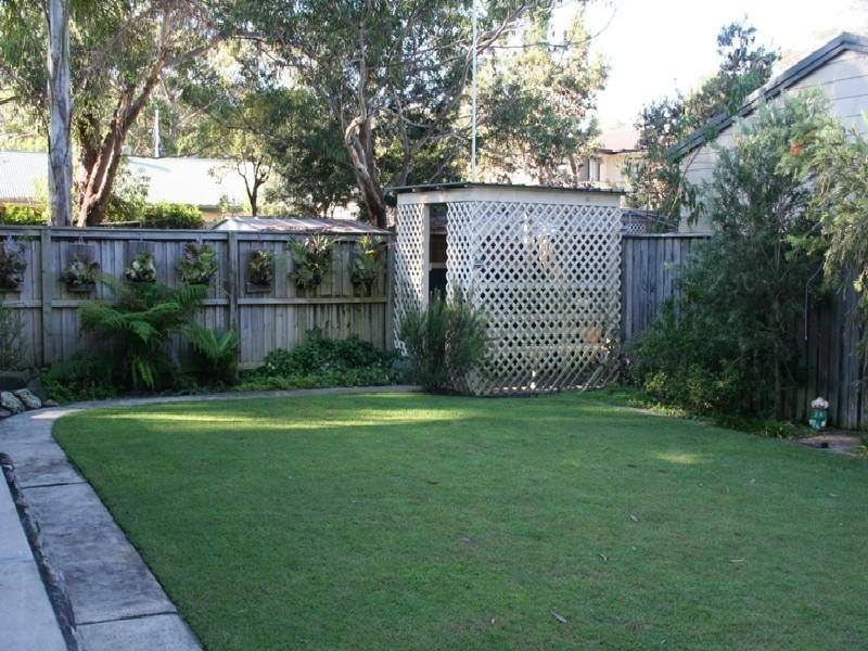 6 Dolphin Avenue, Hawks Nest NSW 2324
