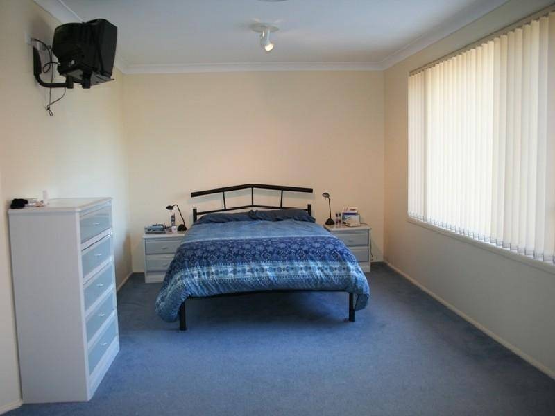 6 Dolphin Avenue, Hawks Nest NSW 2324