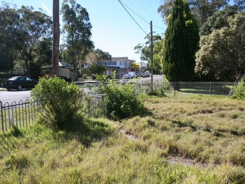 16 Booner Street, Hawks Nest NSW 2324