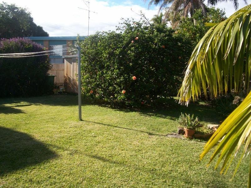 30 Moira Parade, Hawks Nest NSW 2324