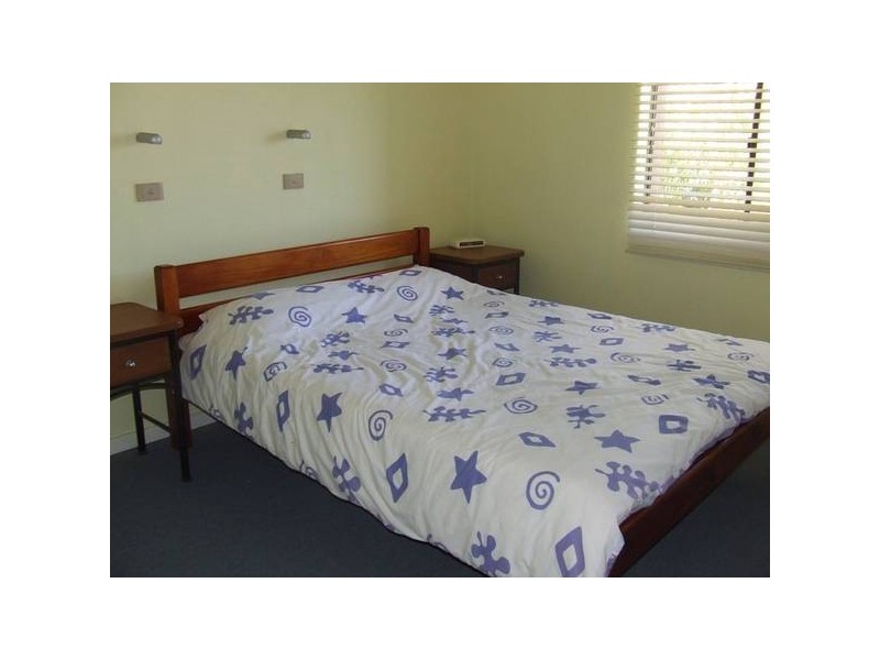 10/100 Booner Street, Hawks Nest NSW 2324