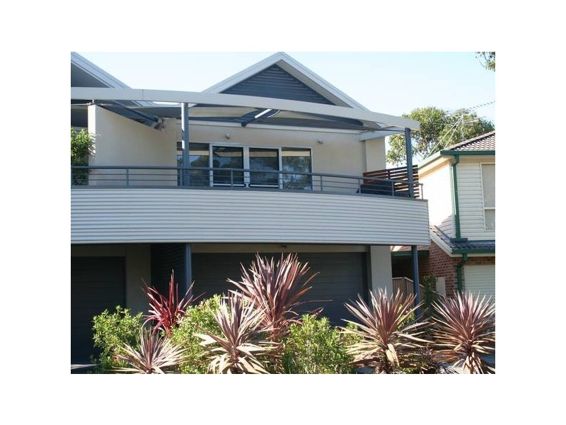 2/6 Muneela Street, Hawks Nest NSW 2324