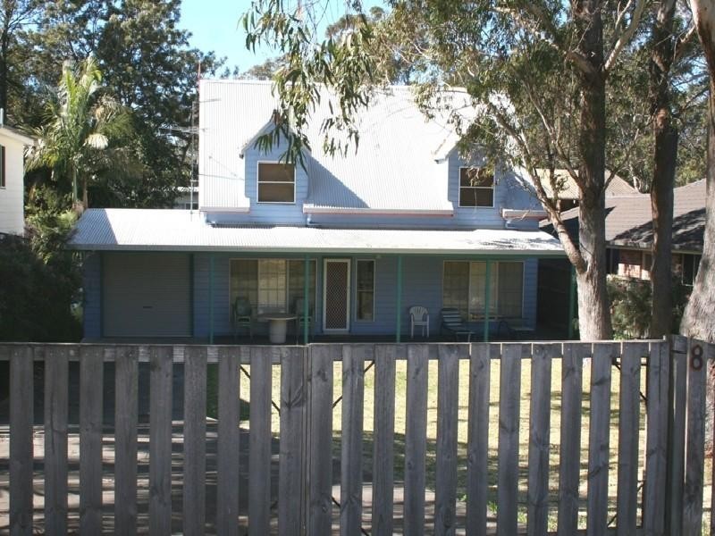 8 Kurrawong Avenue, Hawks Nest NSW 2324