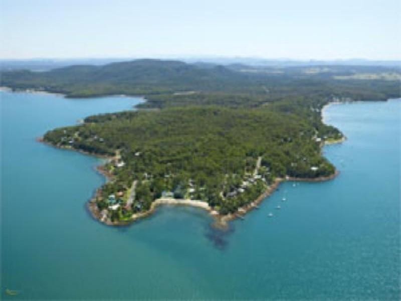 33 Point Circuit, North Arm Cove NSW 2324