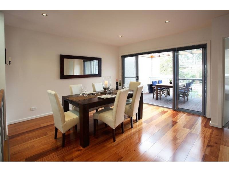 2/6 Muneela Avenue, Hawks Nest NSW 2324