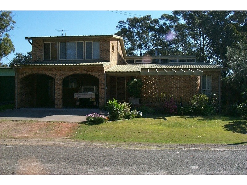 2/9 Cooloon, Hawks Nest NSW 2324