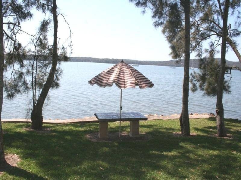 68 Eastslope Way, North Arm Cove NSW 2324