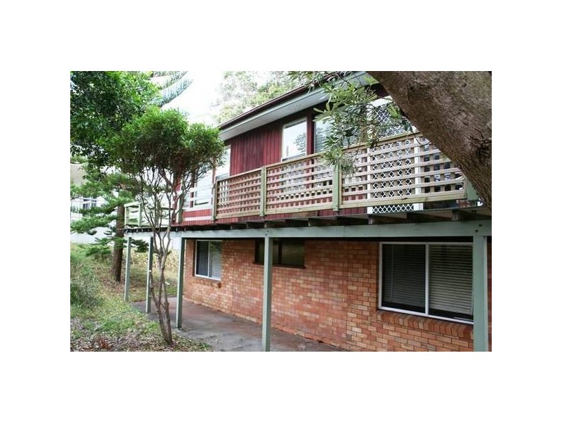 21 Fishermans Walk, Hawks Nest NSW 2324