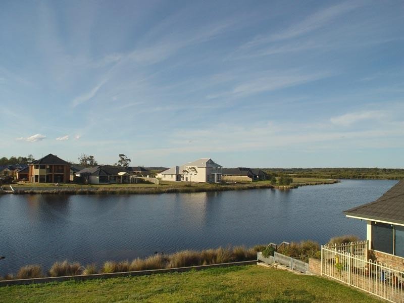 15 Admiralty Avenue, Tea Gardens NSW 2324