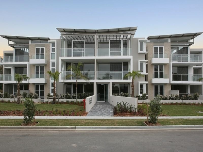 1/13-17 Beach Road, Hawks Nest NSW 2324