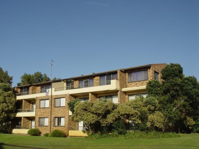 8/92 Booner Street, Hawks Nest NSW 2324
