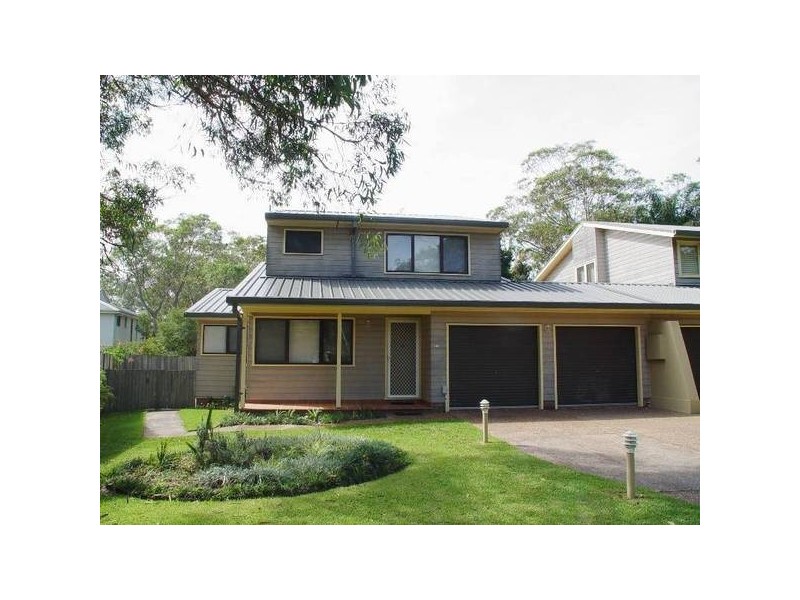 11 Carinya Close, Hawks Nest NSW 2324