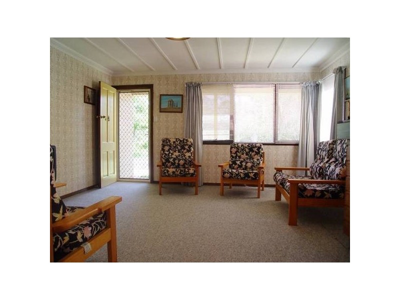 11 Carinya Close, Hawks Nest NSW 2324