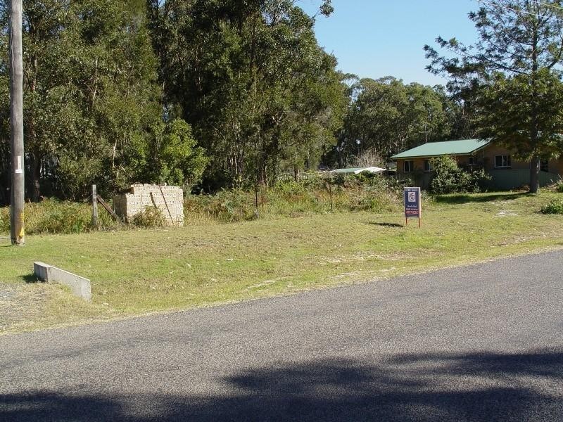 46 Clarke Street, Pindimar NSW 2324